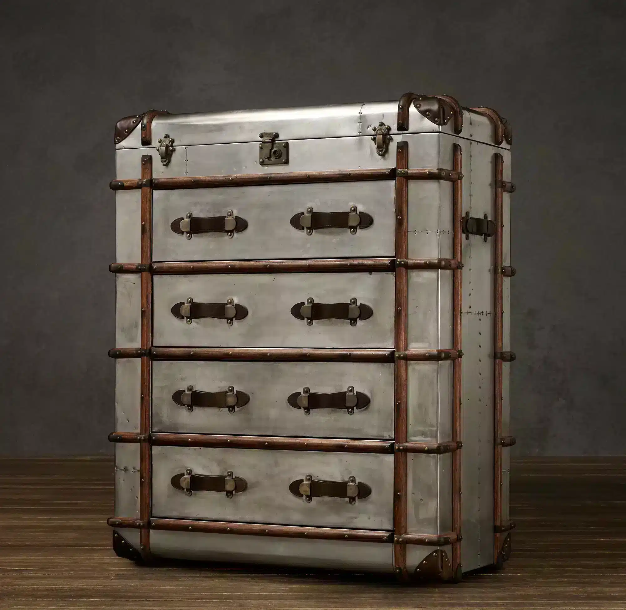 The Richards' Trunk chest large is inspired by a worn, custom-made steamer Trunk.